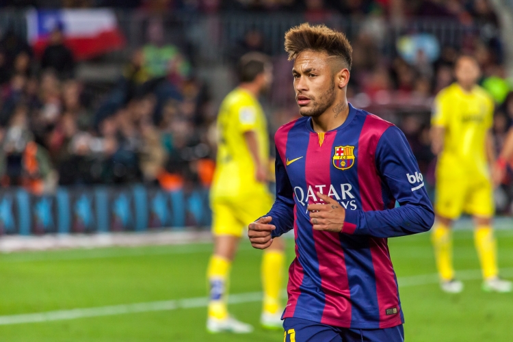 Neymar playing for FC Barcelona against Villarreal in La Liga on February 1, 2015 (by Aleix Fau via Creative Commons)